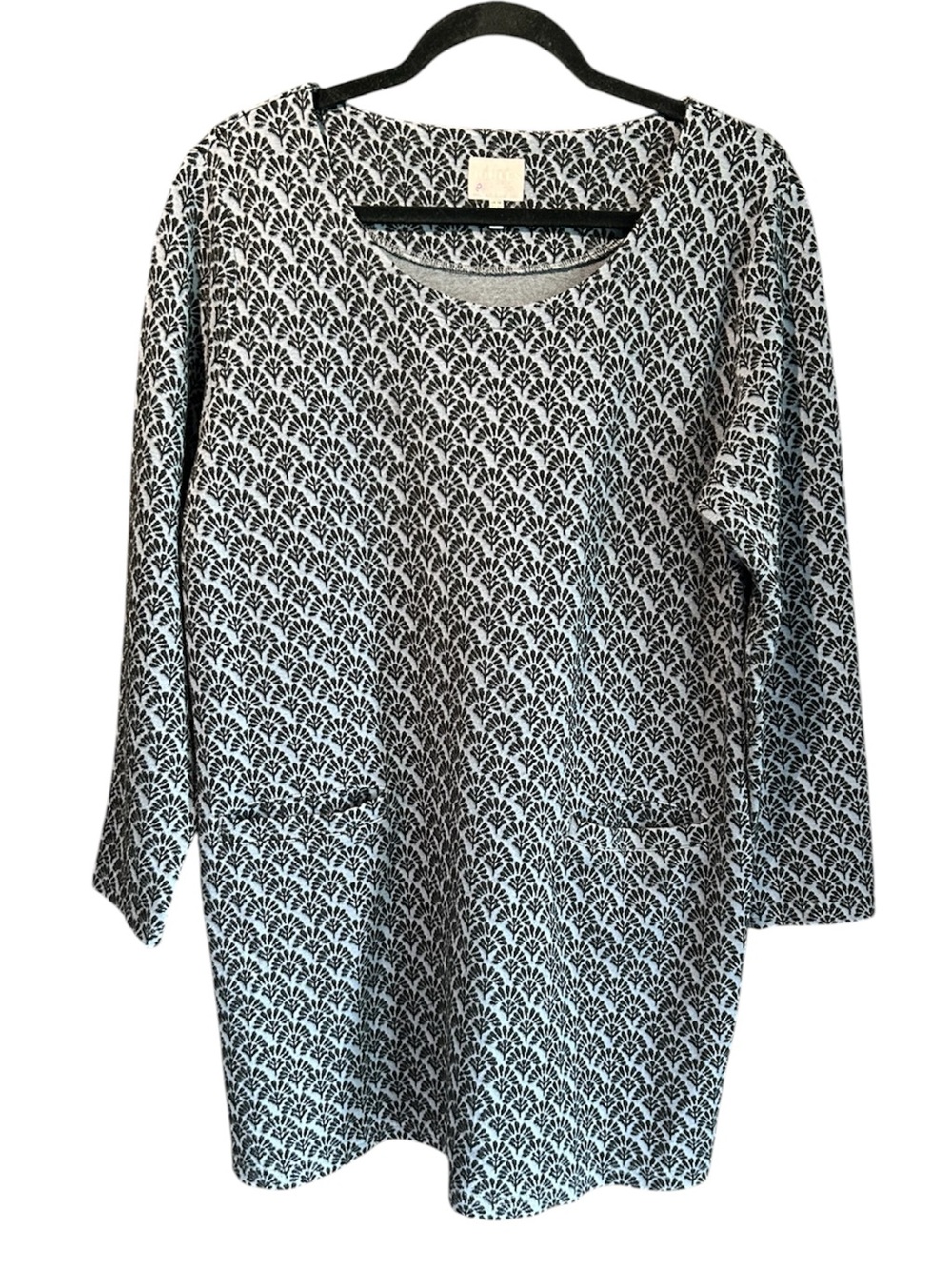 Joules Black and Light Gray Floral Fan Print Top
